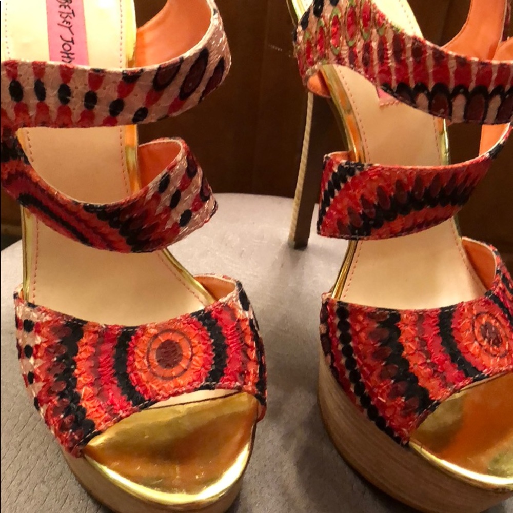 Beautiful orange and tan summer heels